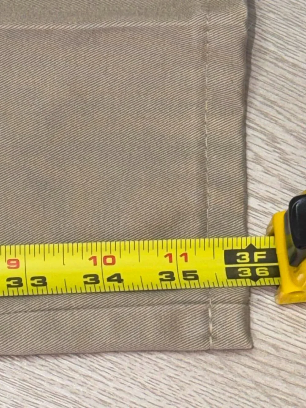 Eddie Bauer Khaki Chinos Size 31